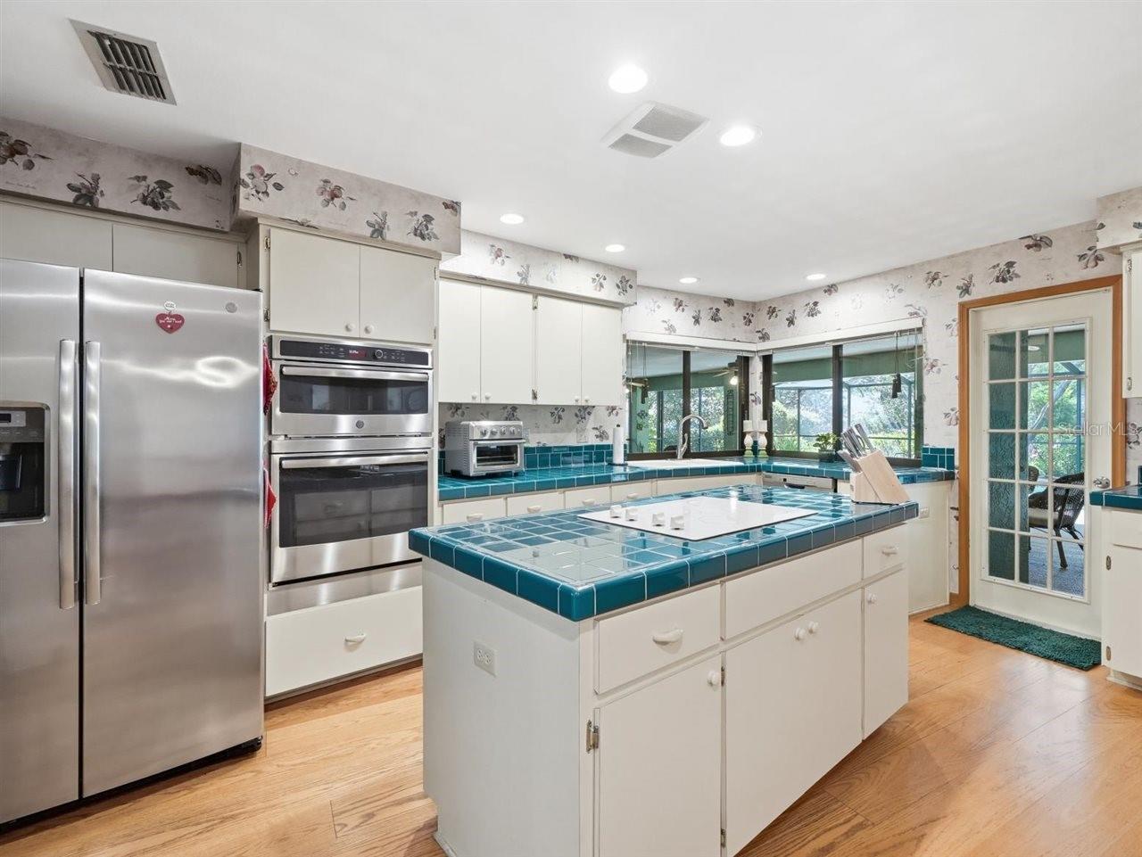 Image 19 of 87 For 5046 Barrowe Drive