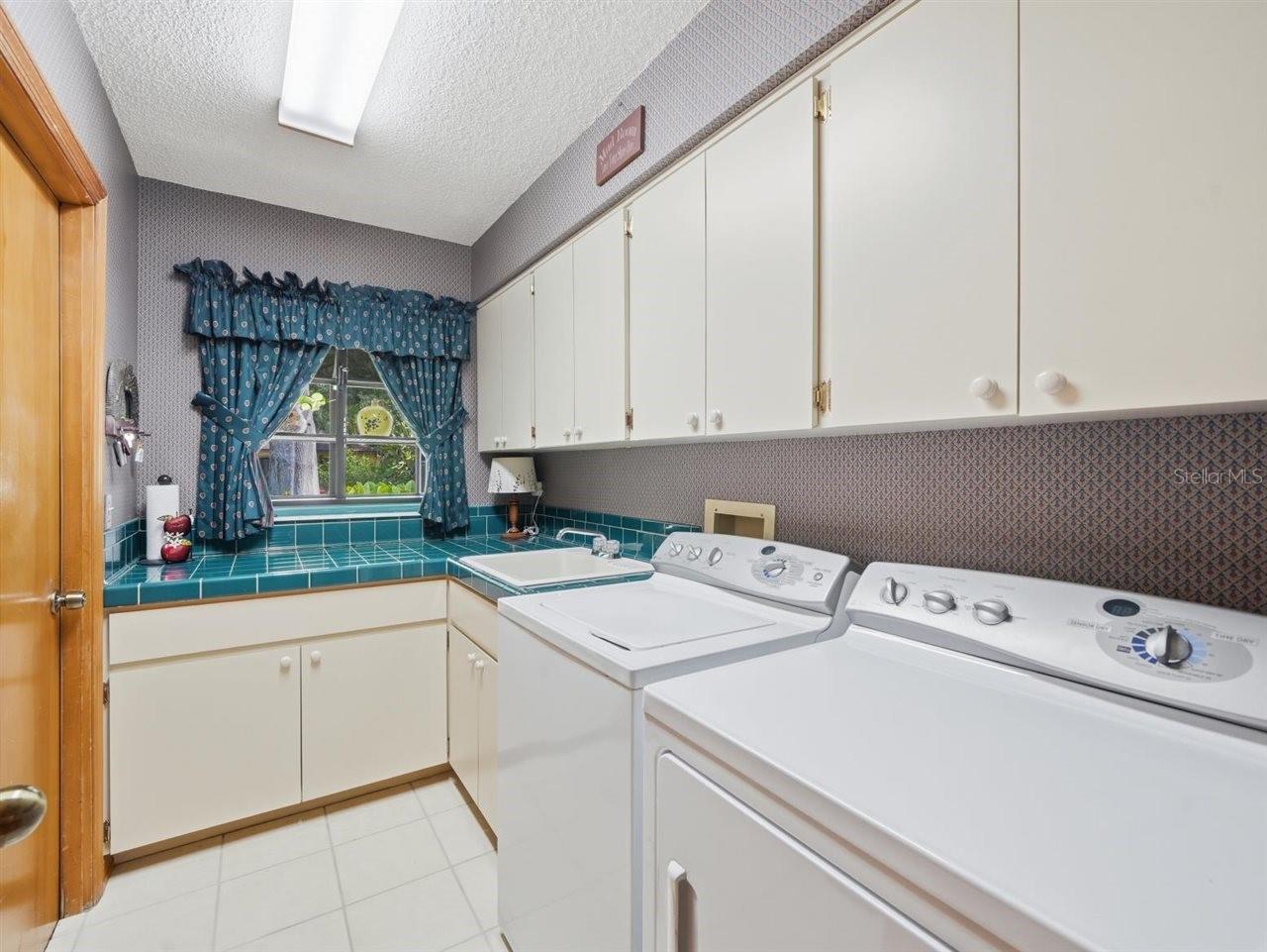 Image 59 of 87 For 5046 Barrowe Drive