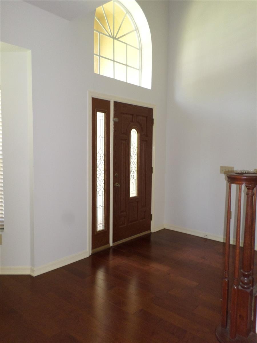 Image 3 of 24 For 19407 Sandy Springs Circle