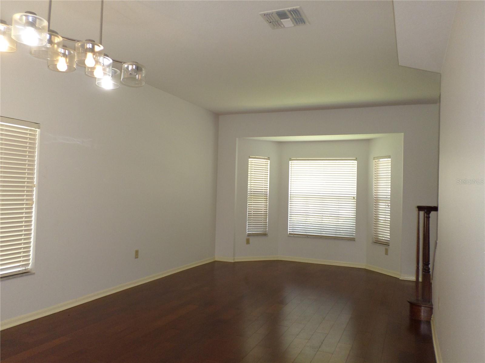 Image 4 of 24 For 19407 Sandy Springs Circle
