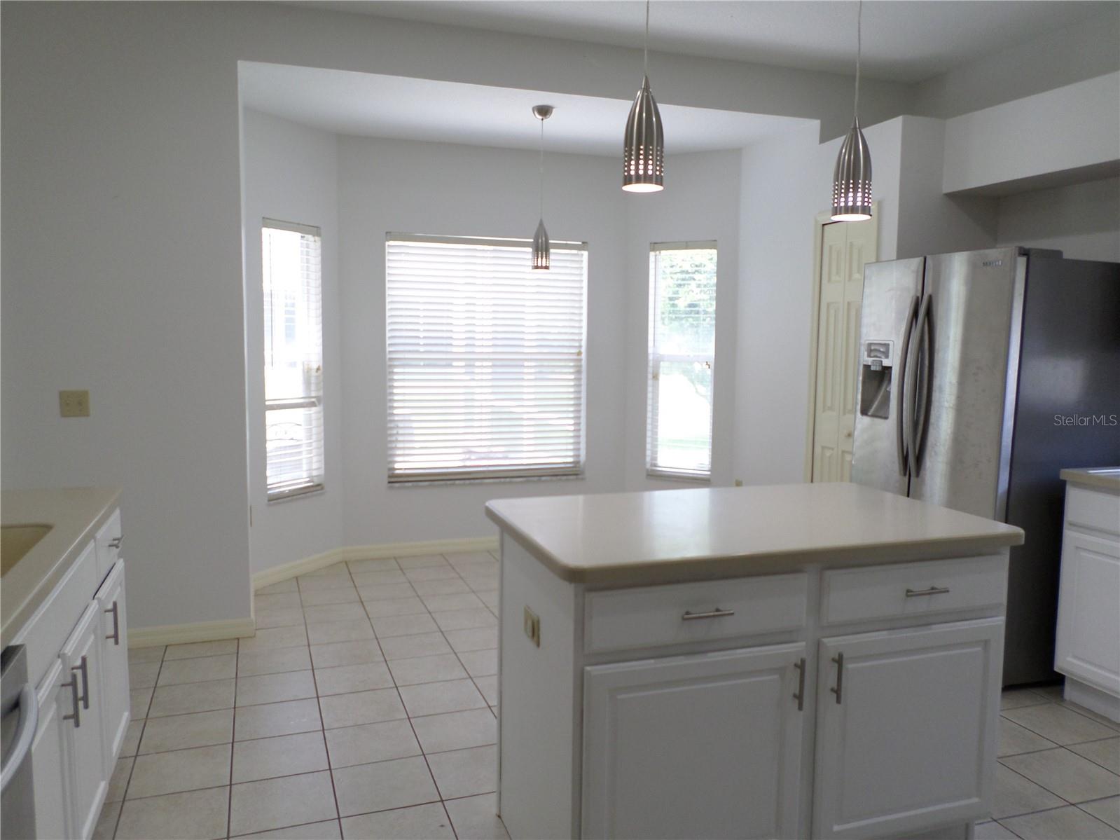 Image 9 of 24 For 19407 Sandy Springs Circle