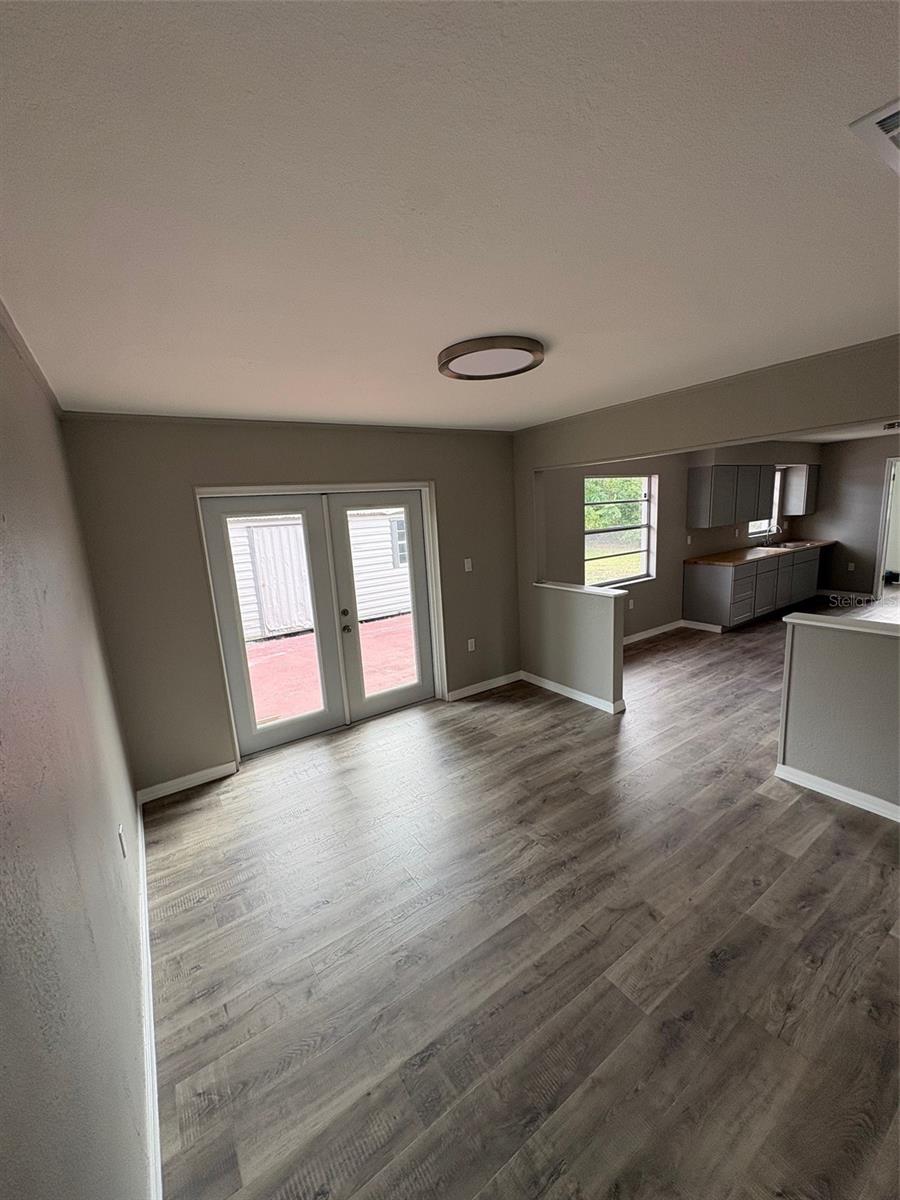 Image 2 of 27 For 2100 52nd Street