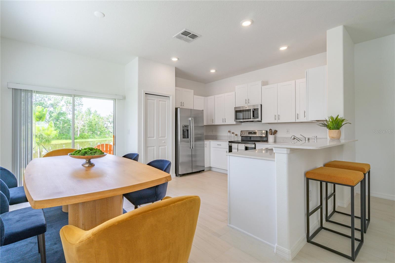 Image 6 of 38 For 5095 Capri Harbor Drive