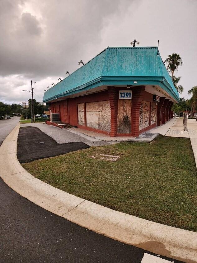 Image 4 of 28 For 1383 Gulf To Bay Boulevard