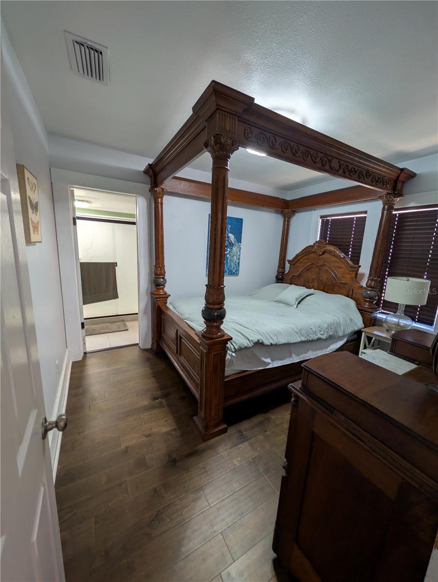 Image 10 of 16 For 771 14th Avenue S