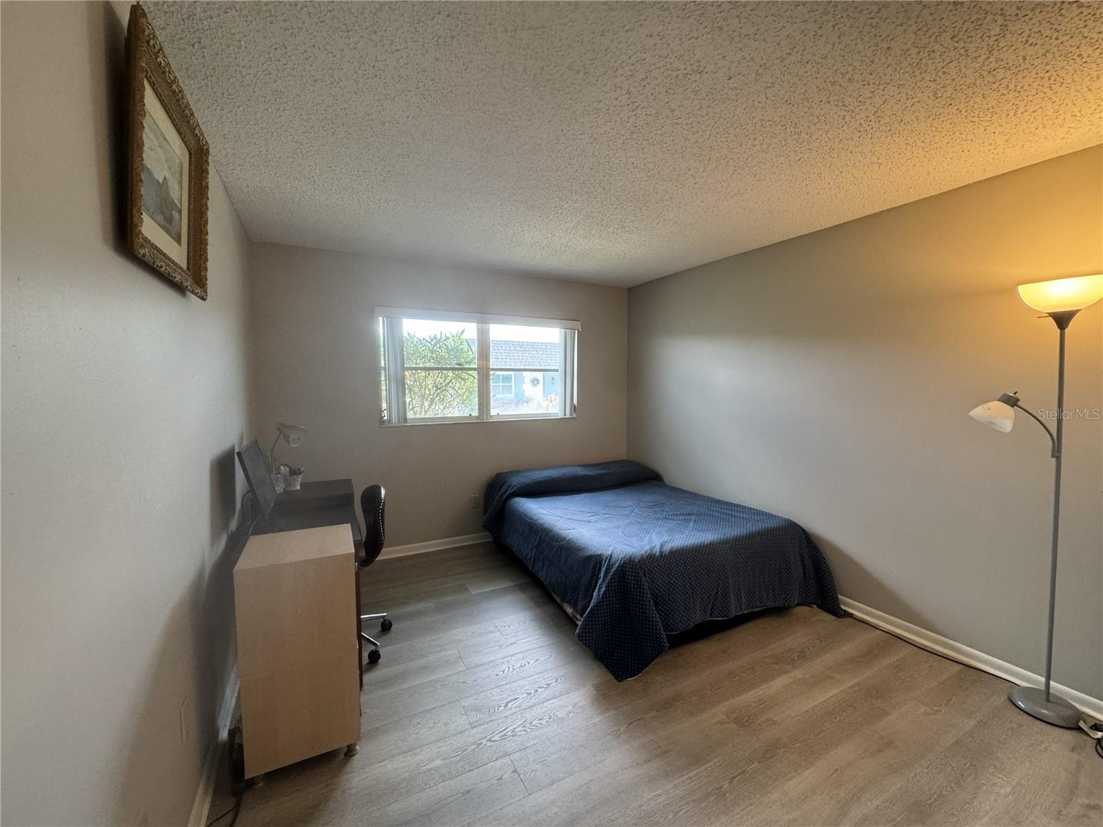 Listing photo id 10 for 7007 Versailles N N-a