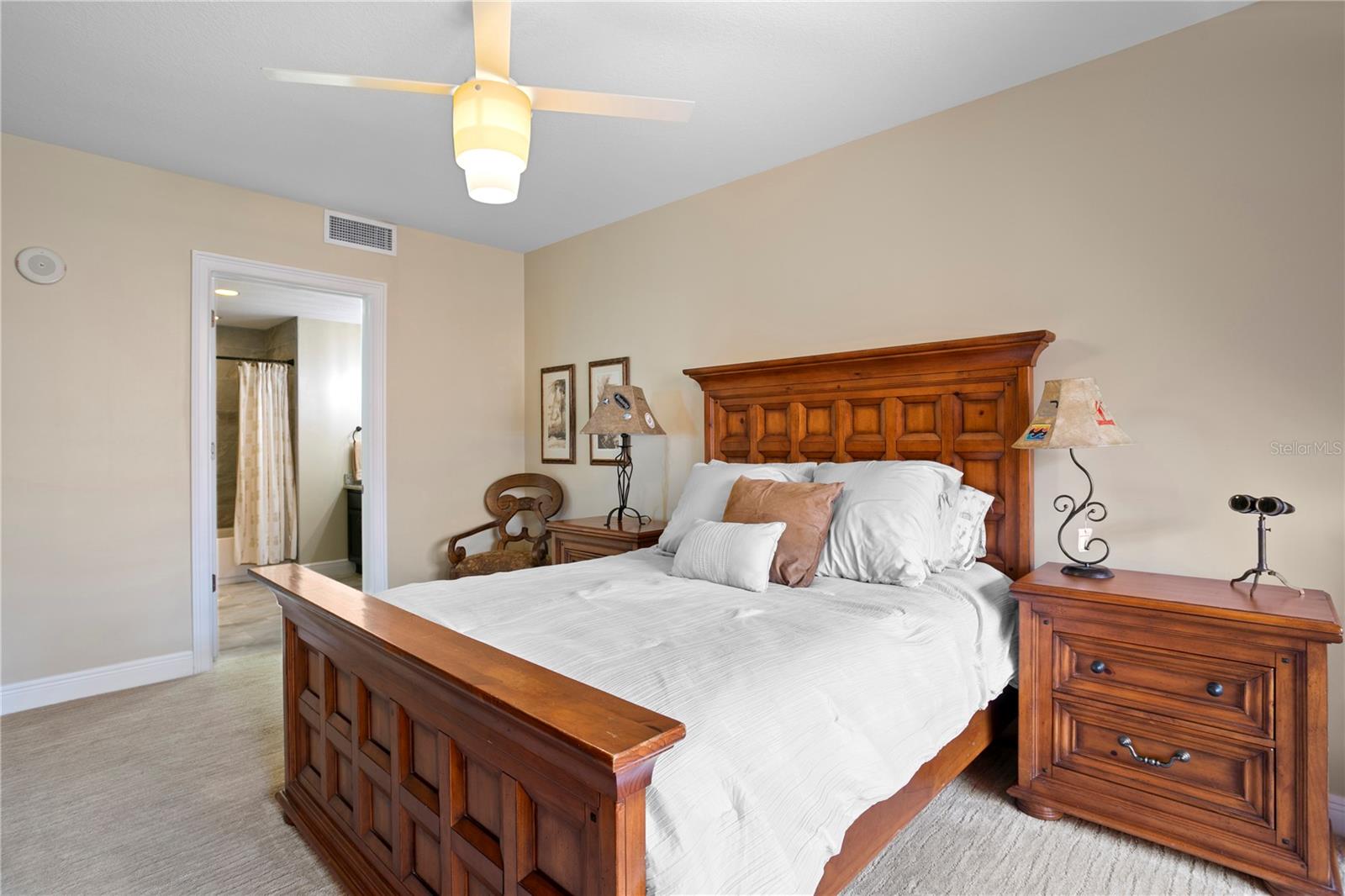 Image 47 of 92 For 301 Gulfview Boulevard 604