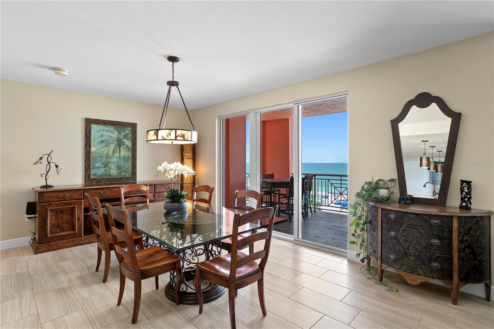 Image 63 of 92 For 301 Gulfview Boulevard 604