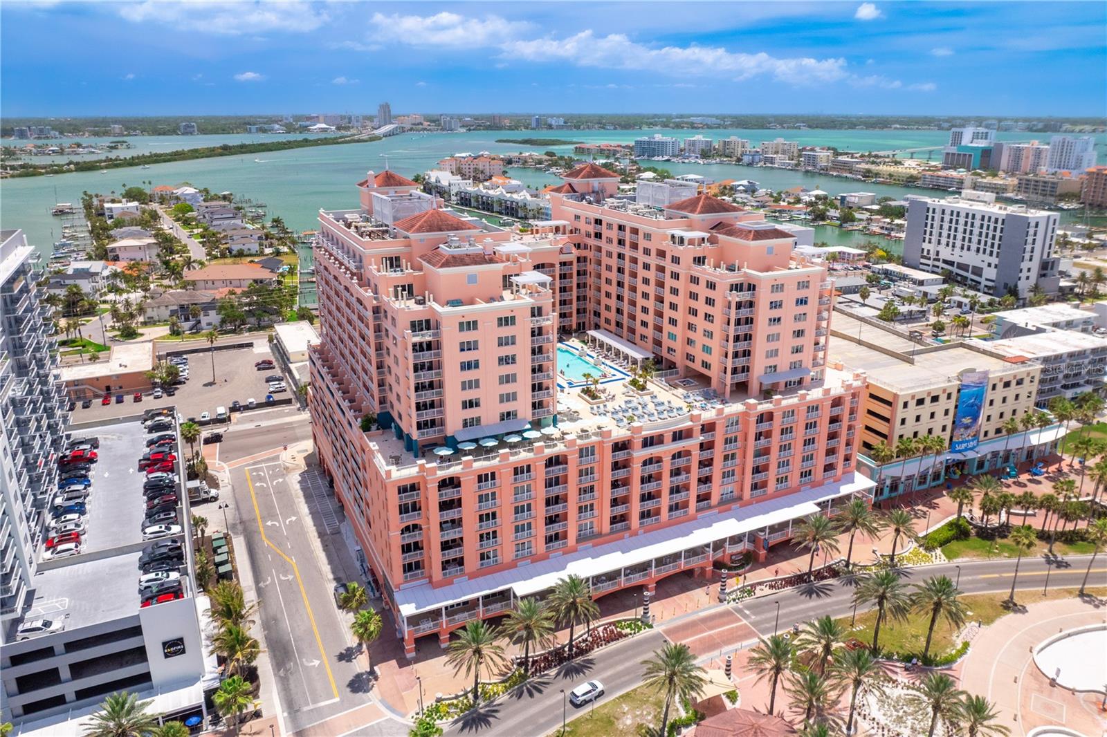Image 72 of 92 For 301 Gulfview Boulevard 604