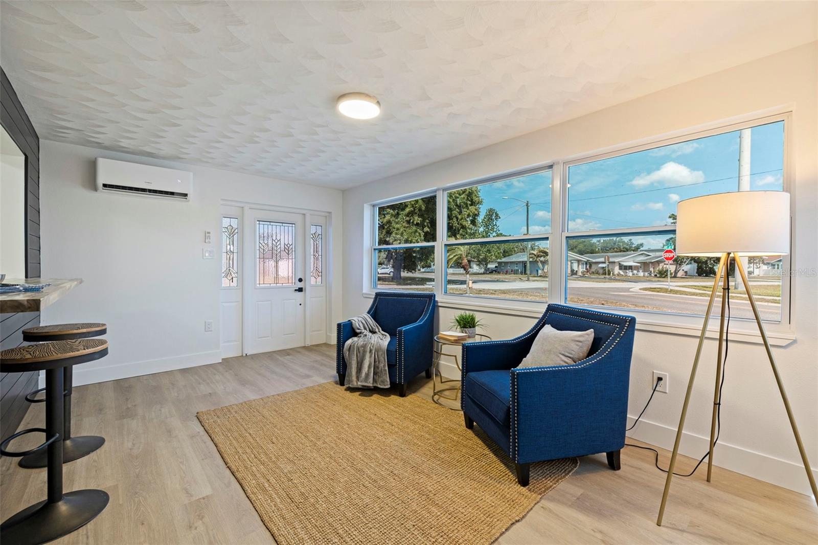 Image 3 of 21 For 1235 45th Street N
