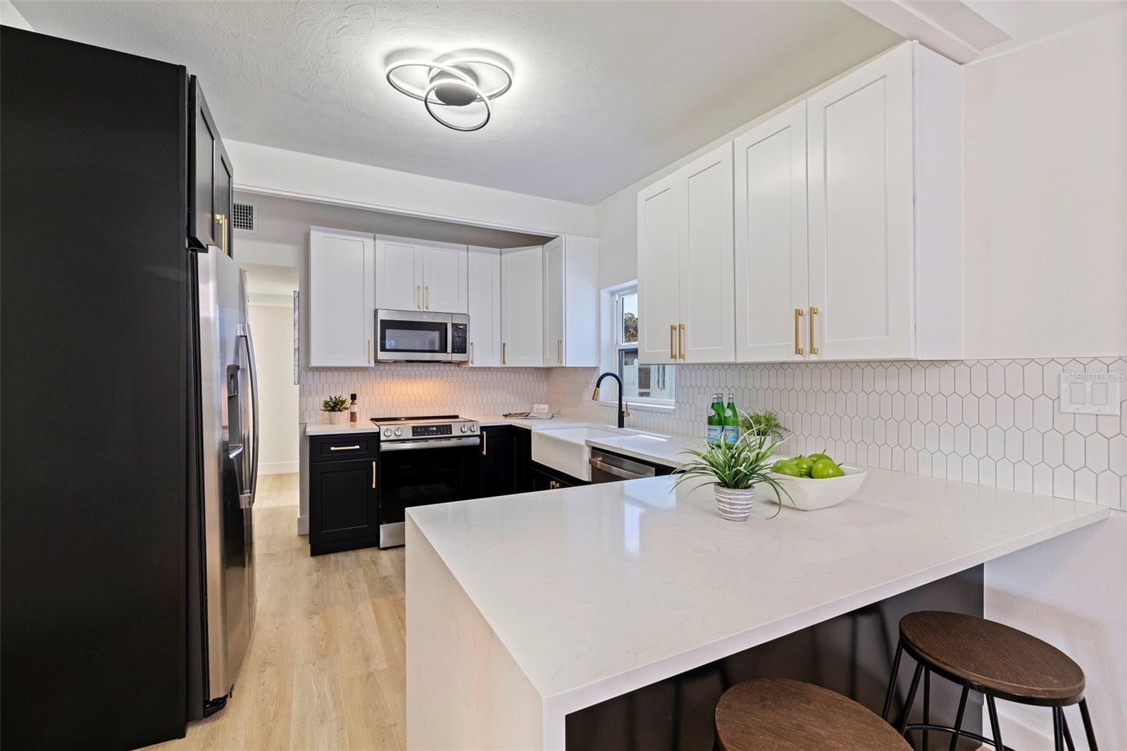 Image 6 of 21 For 1235 45th Street N