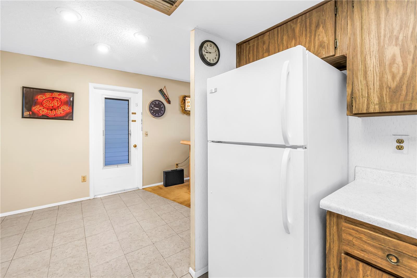 Image 13 of 46 For 2740 Highlands Boulevard B