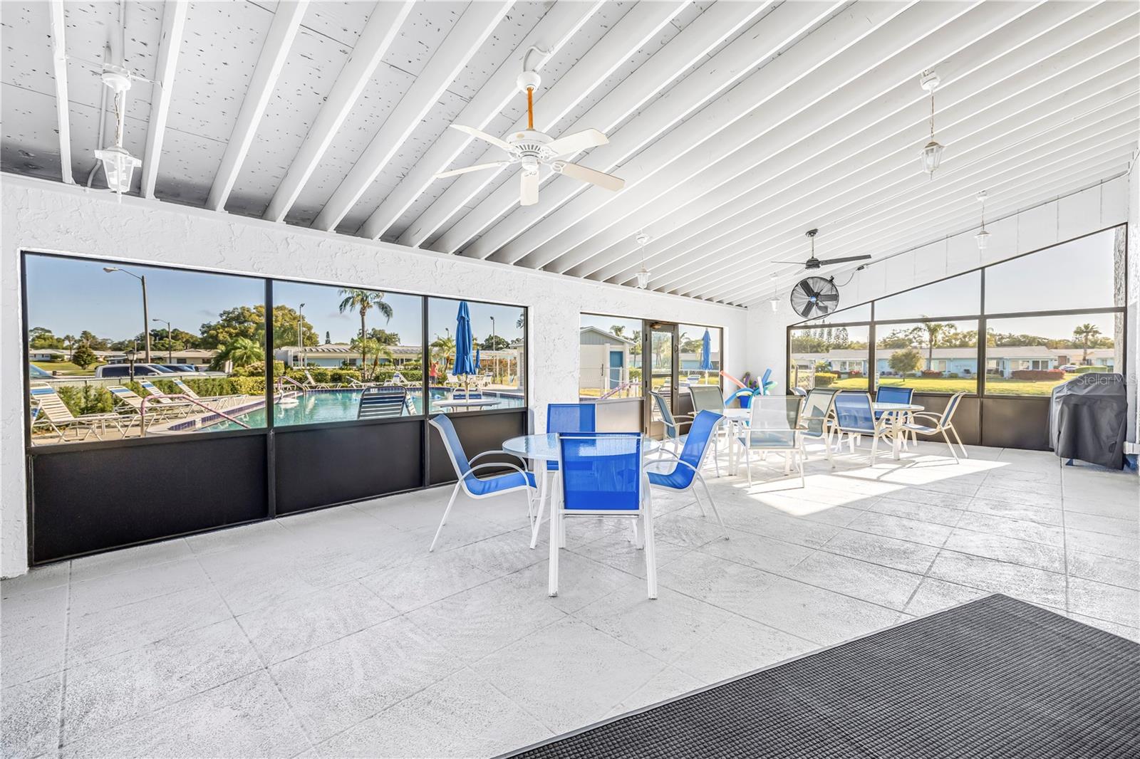 Image 34 of 46 For 2740 Highlands Boulevard B