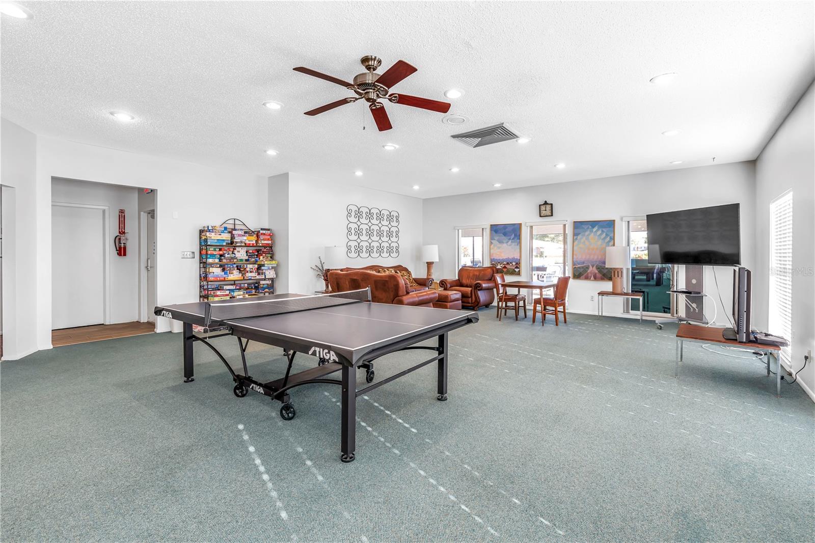 Image 39 of 46 For 2740 Highlands Boulevard B