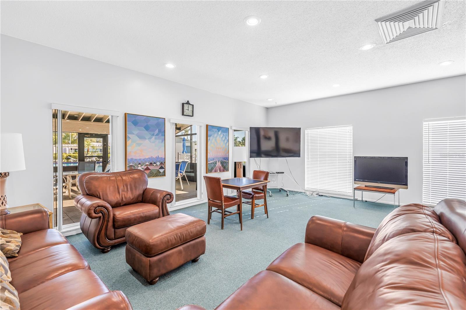 Image 41 of 46 For 2740 Highlands Boulevard B