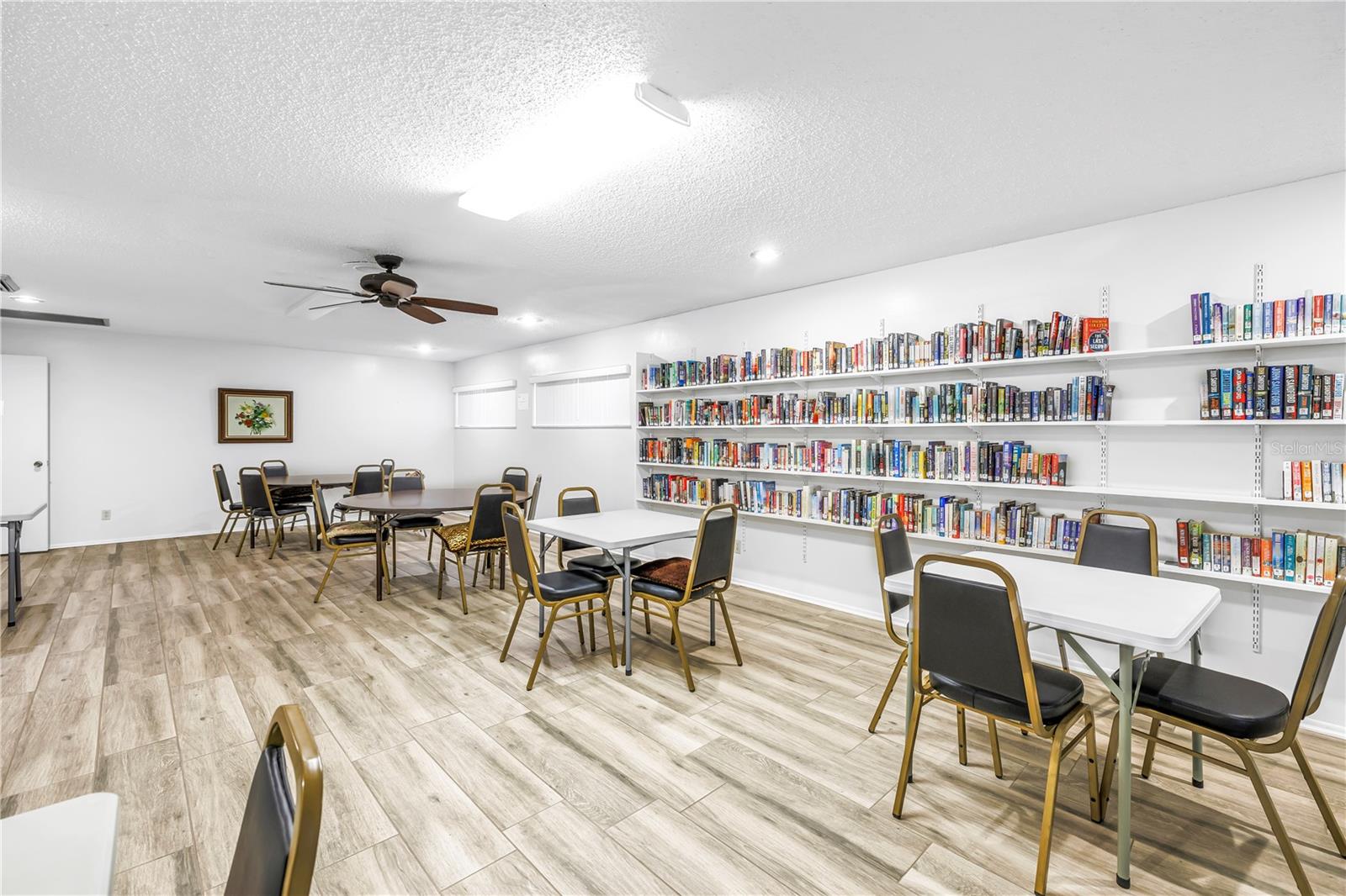 Image 42 of 46 For 2740 Highlands Boulevard B