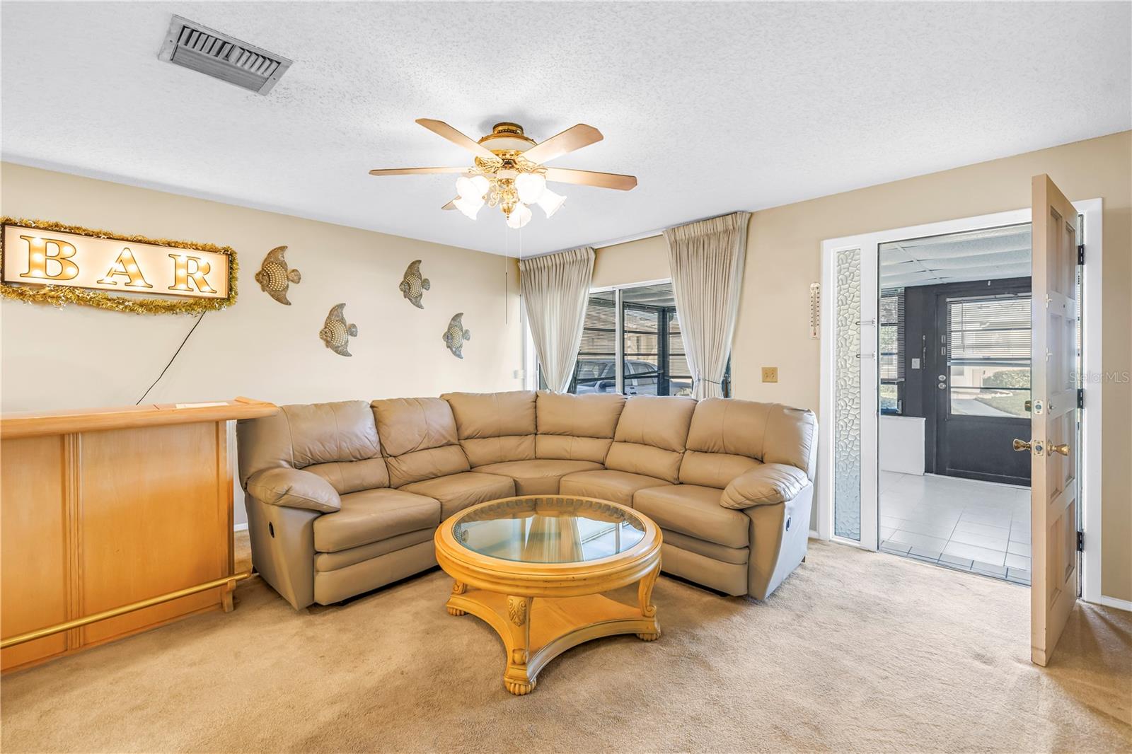 Image 5 of 46 For 2740 Highlands Boulevard B