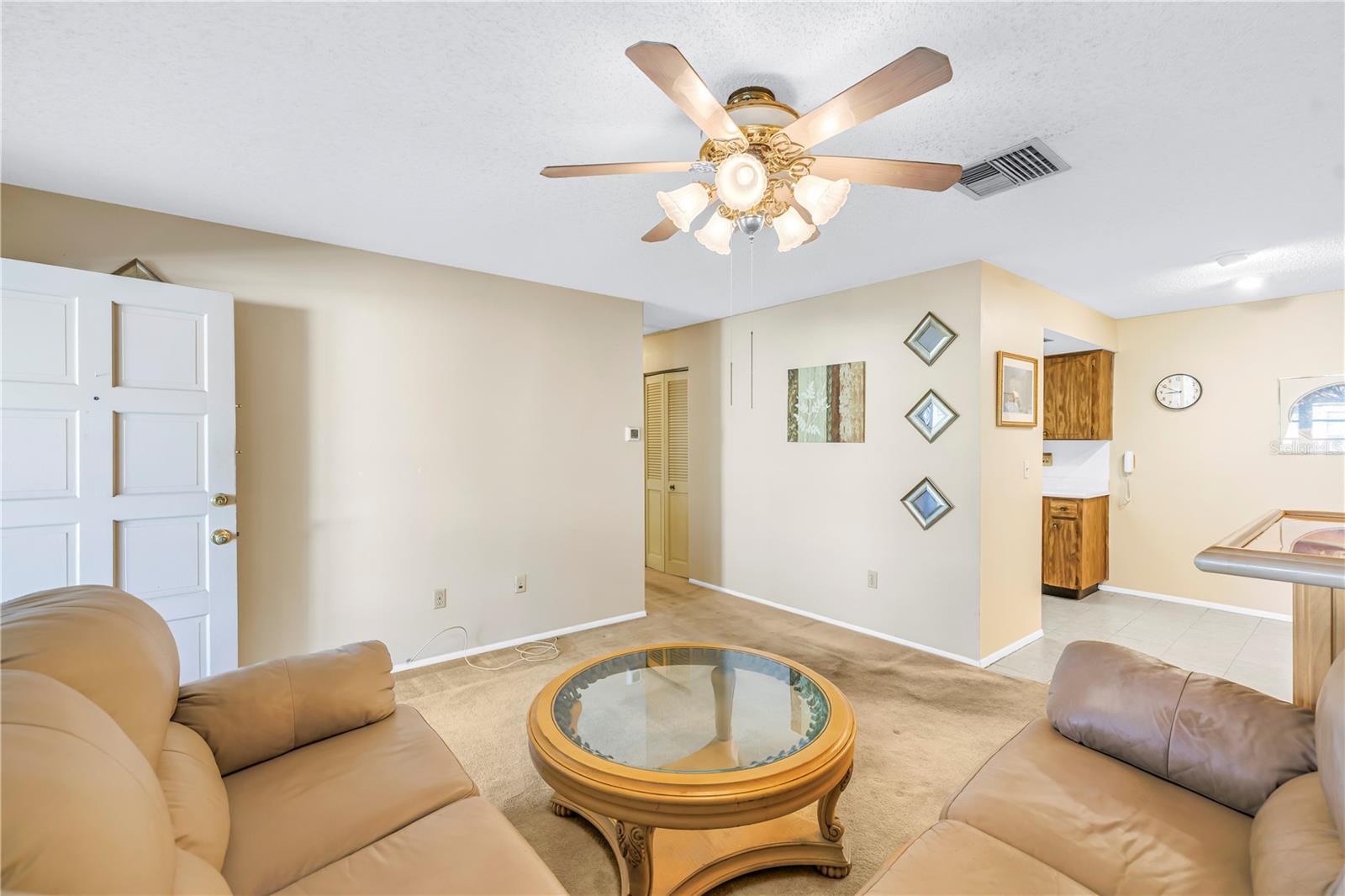 Image 8 of 46 For 2740 Highlands Boulevard B