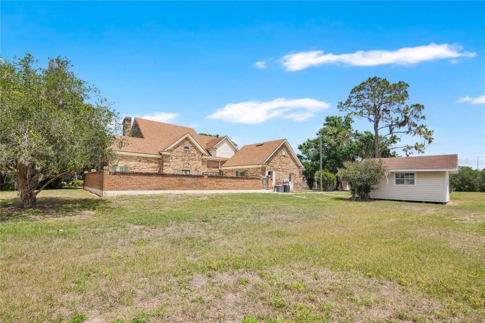 Image 33 of 86 For 2105 Clubhouse Road