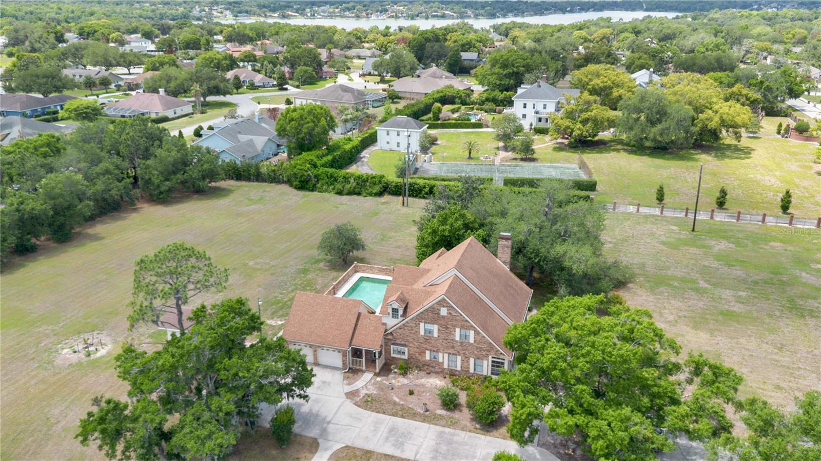 Image 37 of 86 For 2105 Clubhouse Road