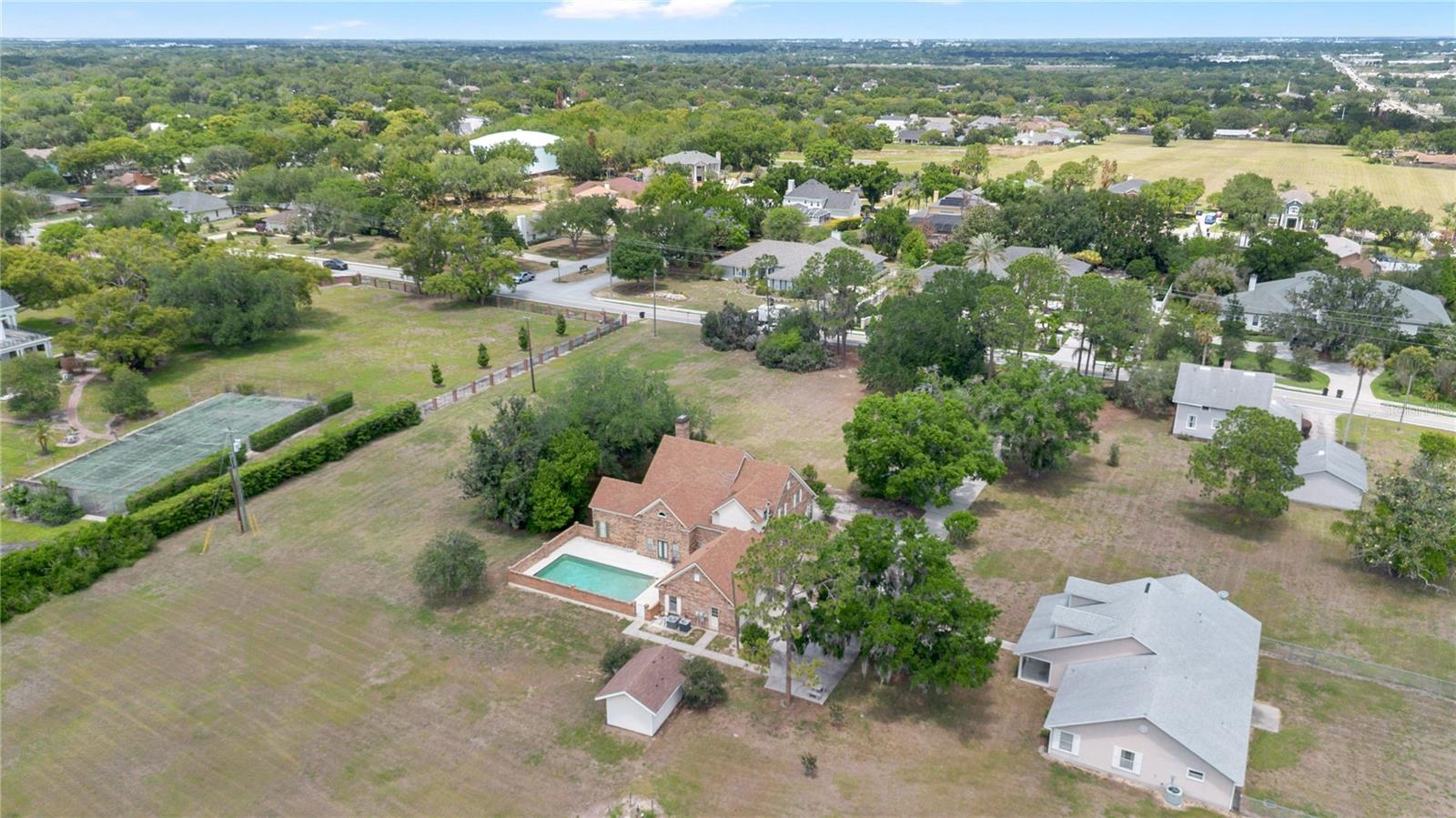 Image 38 of 86 For 2105 Clubhouse Road