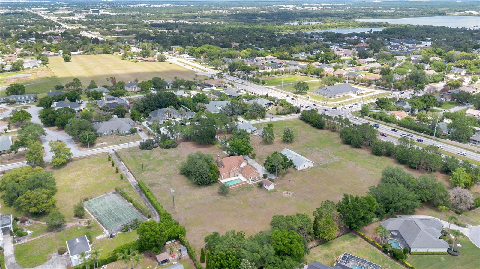 Image 40 of 86 For 2105 Clubhouse Road