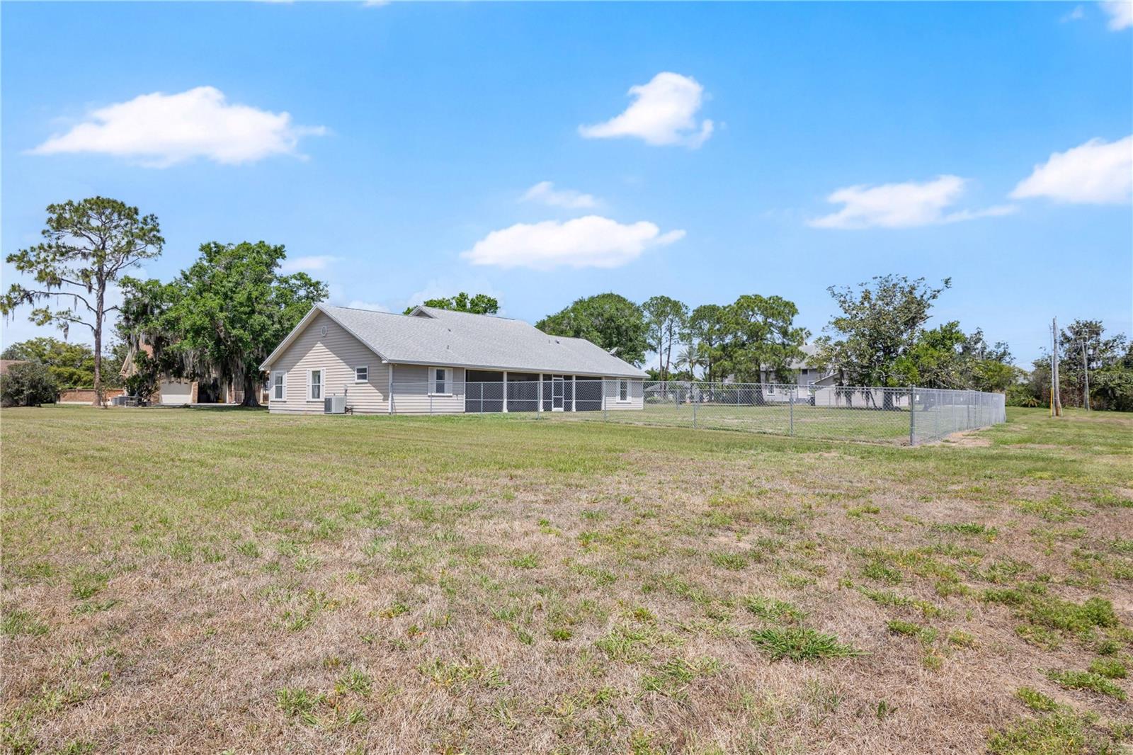Image 72 of 86 For 2105 Clubhouse Road