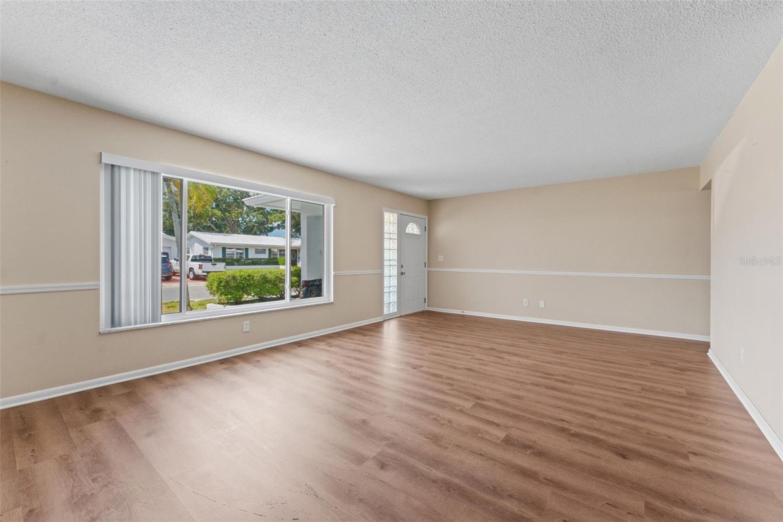 Image 10 of 43 For 4517 101st Avenue N 2