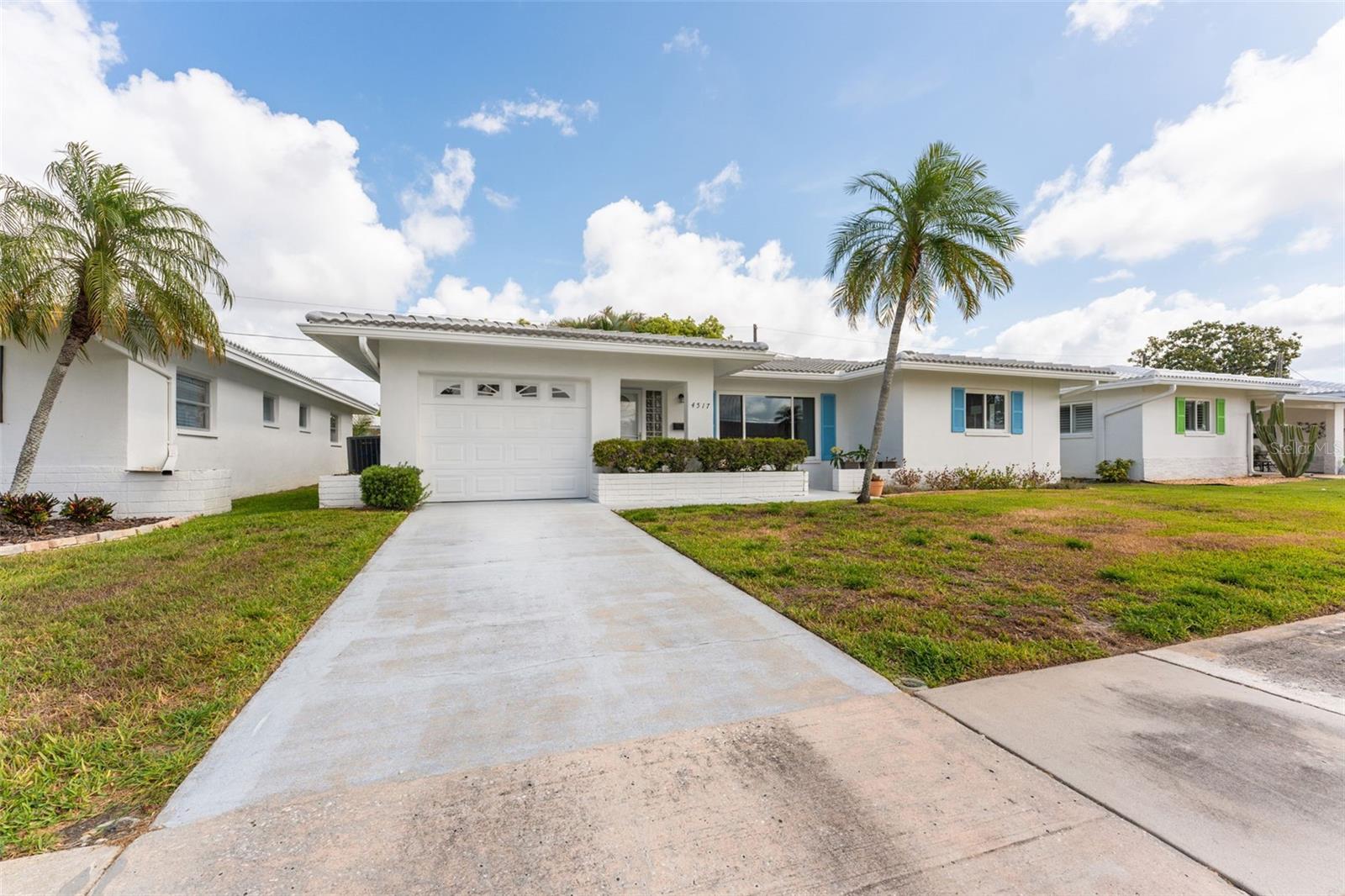Image 2 of 43 For 4517 101st Avenue N 2