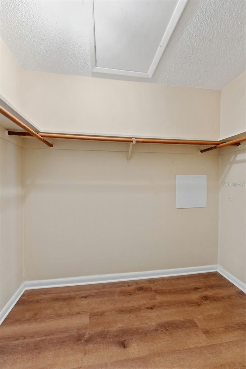 Image 23 of 43 For 4517 101st Avenue N 2