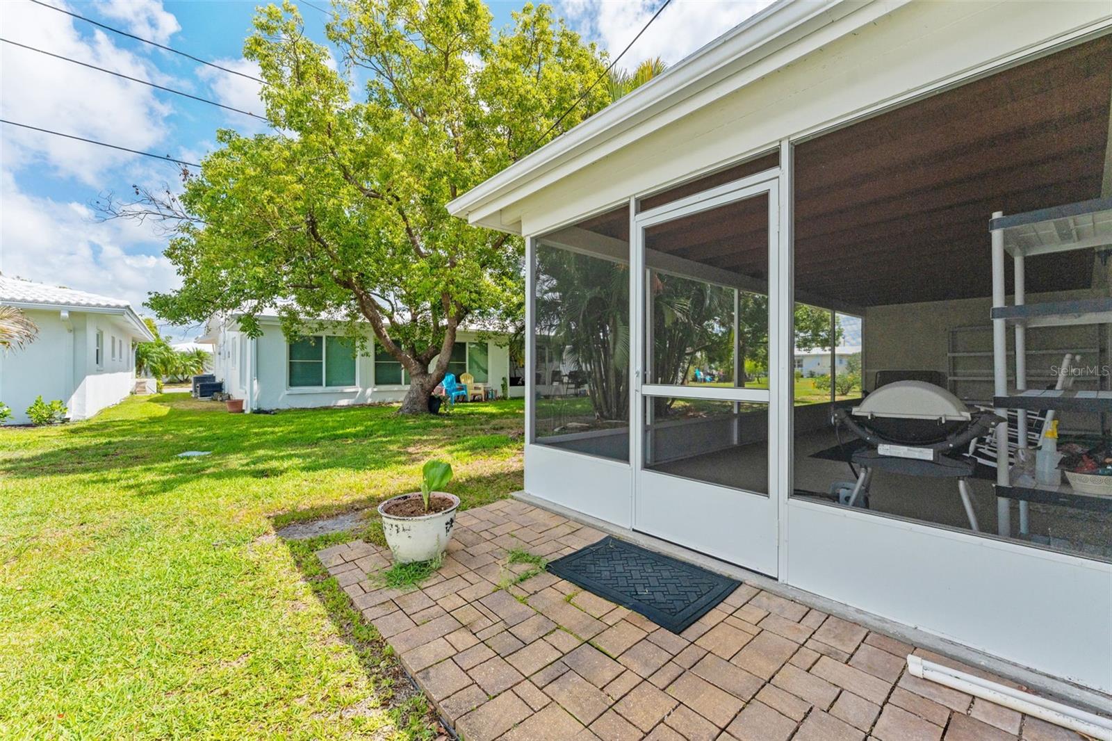 Image 33 of 43 For 4517 101st Avenue N 2