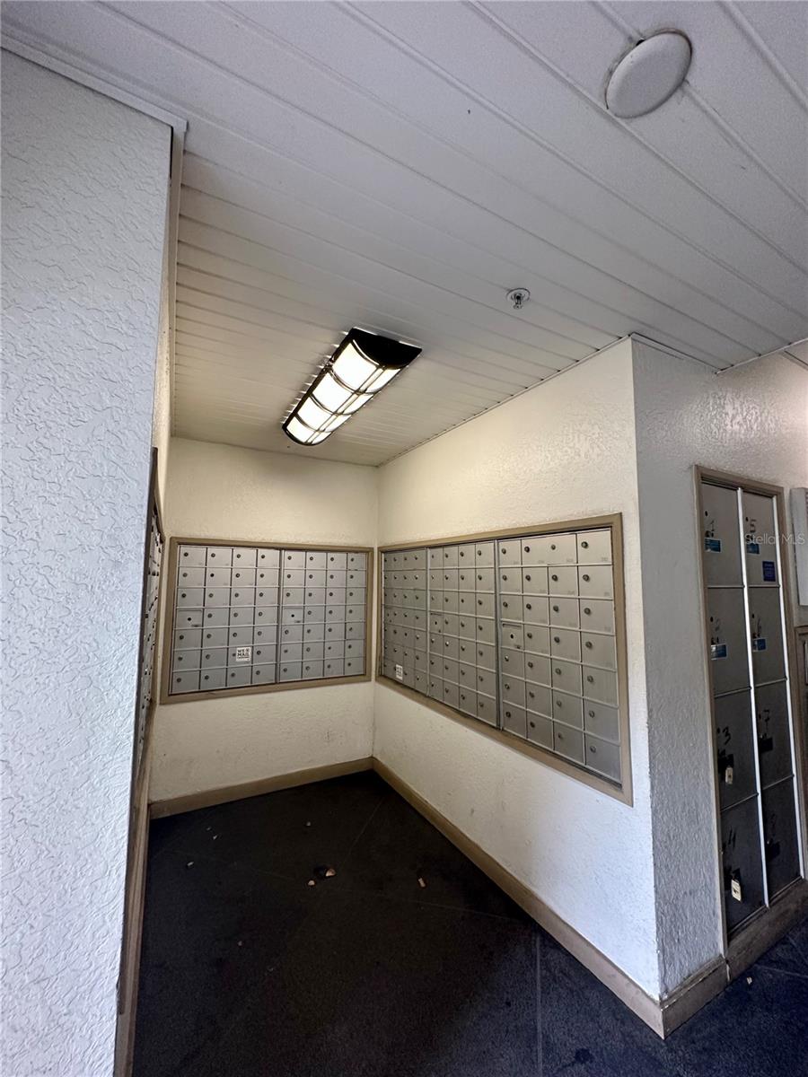 Image 18 of 23 For 501 Knights Run Avenue 2216