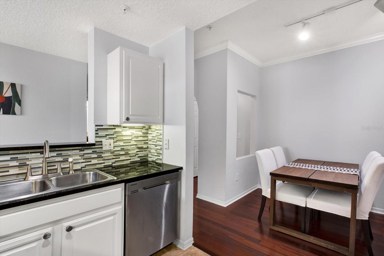 Image 6 of 23 For 501 Knights Run Avenue 2216