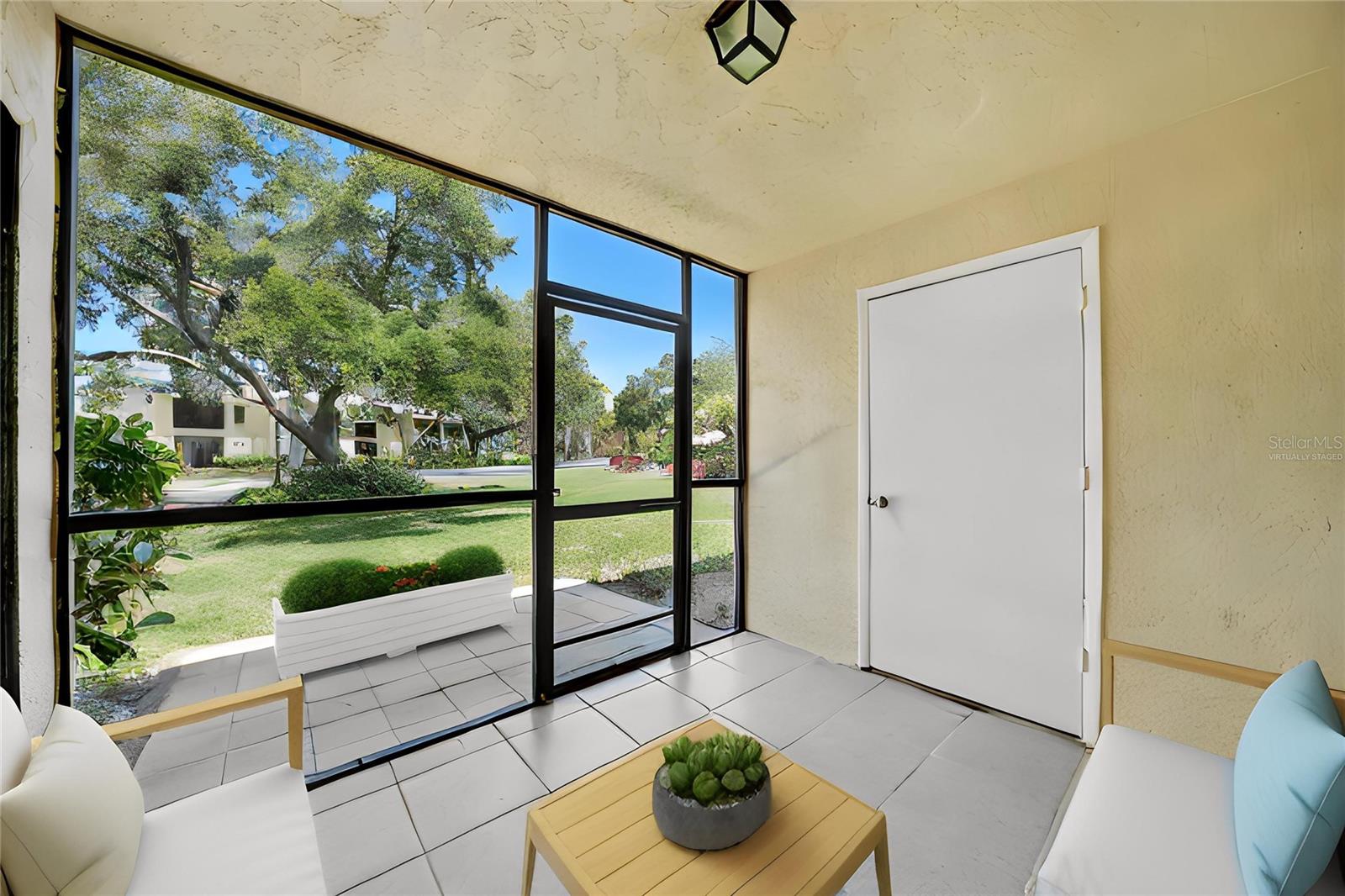 Image 11 of 51 For 3001 58th Avenue S 1005