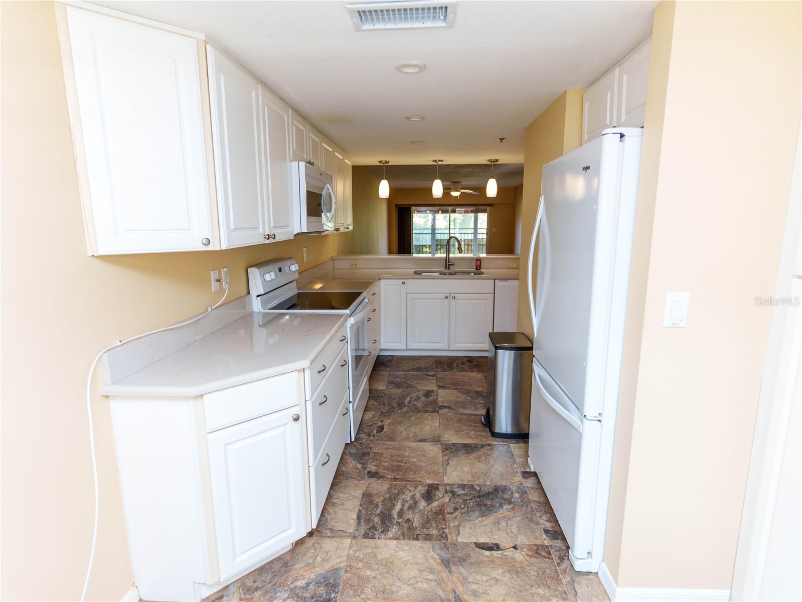 Image 11 of 44 For 9510 Harbor Greens Way 207