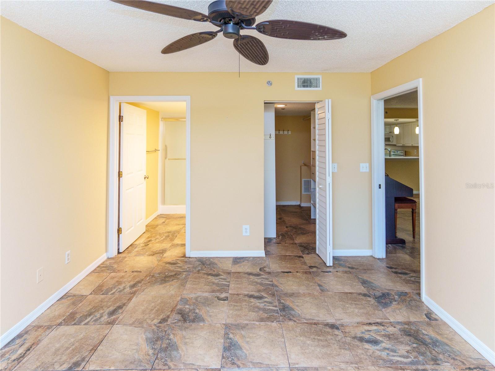 Image 19 of 44 For 9510 Harbor Greens Way 207