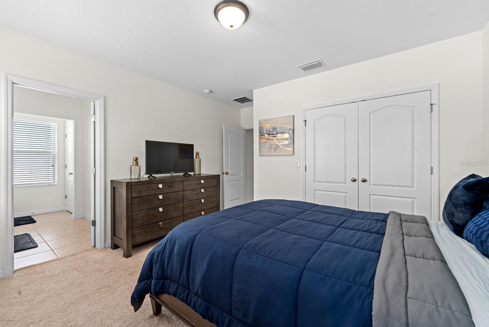 Image 11 of 27 For 824 Ashentree Drive