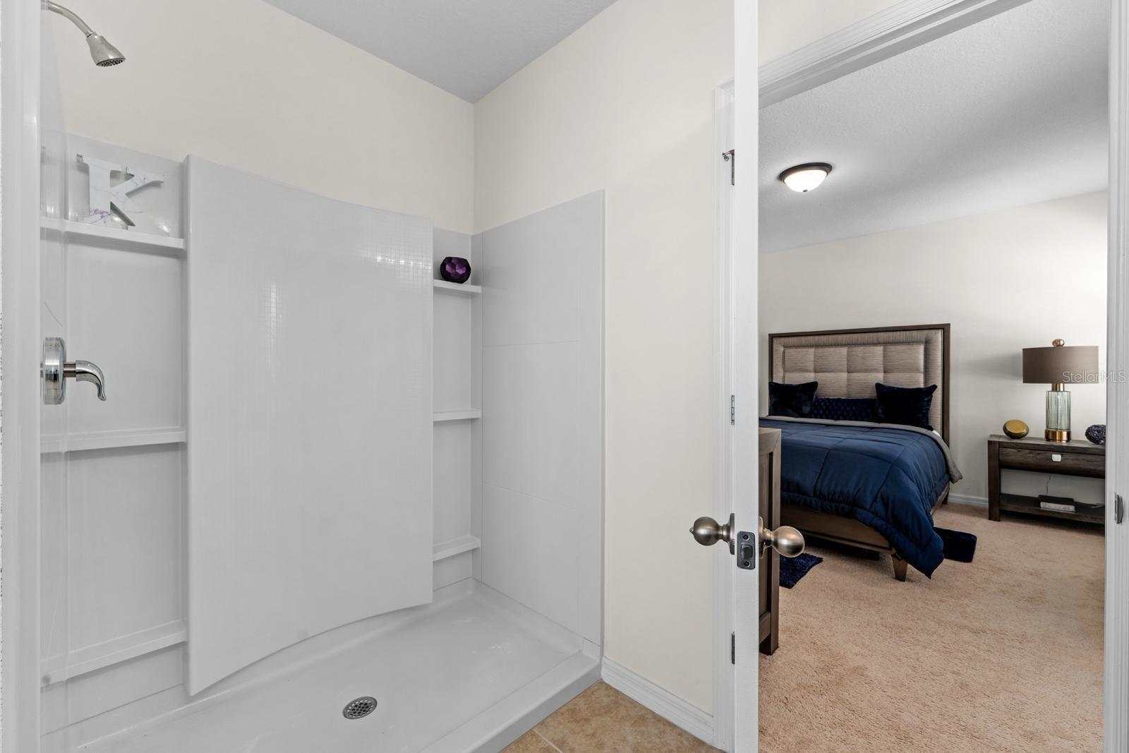 Image 13 of 27 For 824 Ashentree Drive