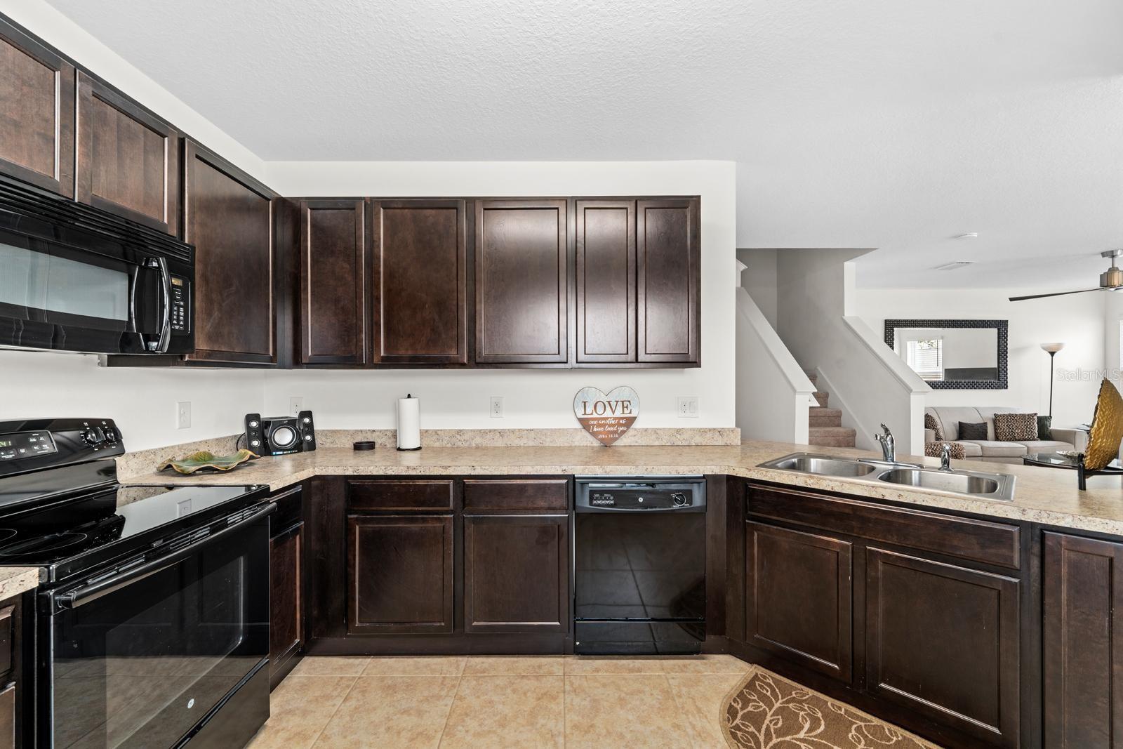 Image 2 of 27 For 824 Ashentree Drive