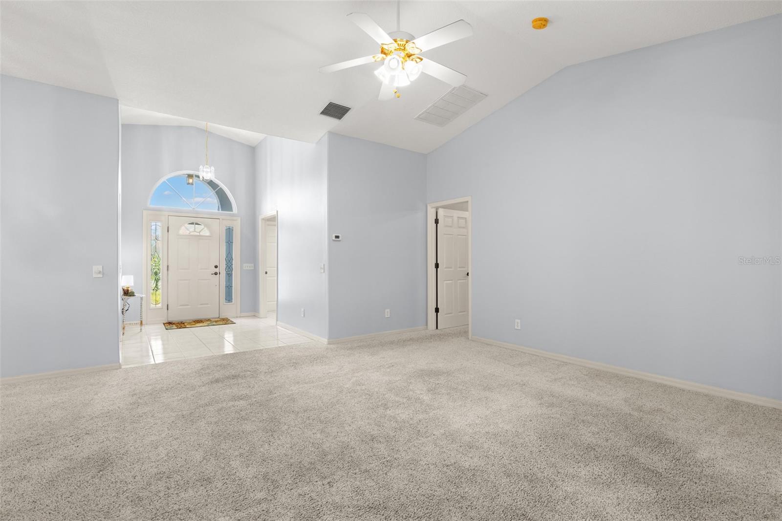 Image 11 of 54 For 551 Salmon Court