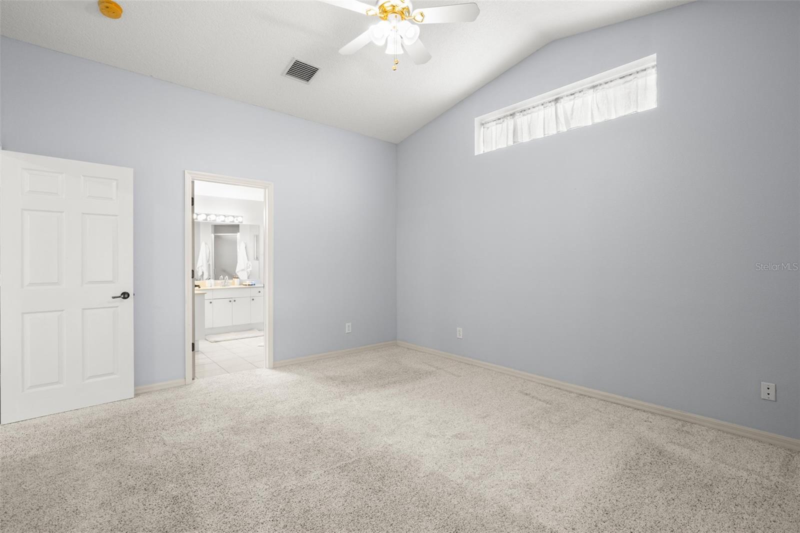 Image 27 of 54 For 551 Salmon Court