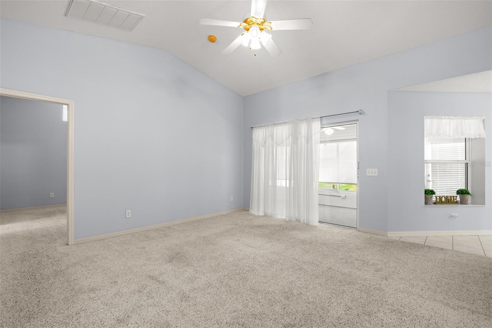 Image 5 of 54 For 551 Salmon Court