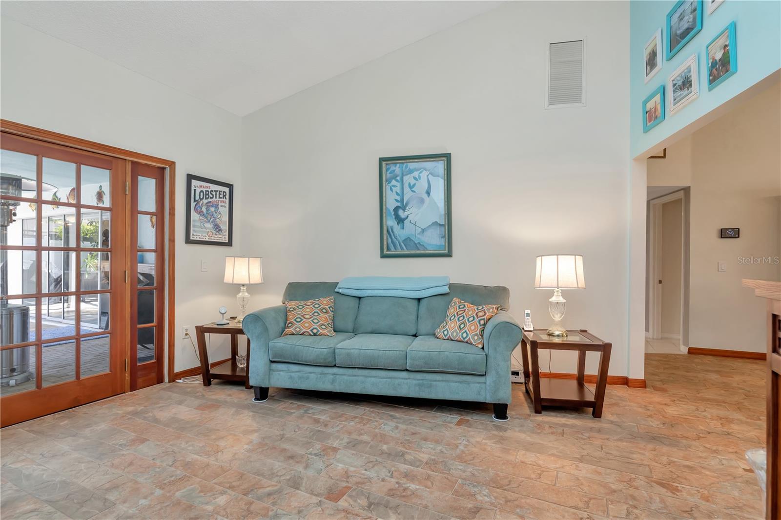 Image 11 of 51 For 2820 Valencia Lane W