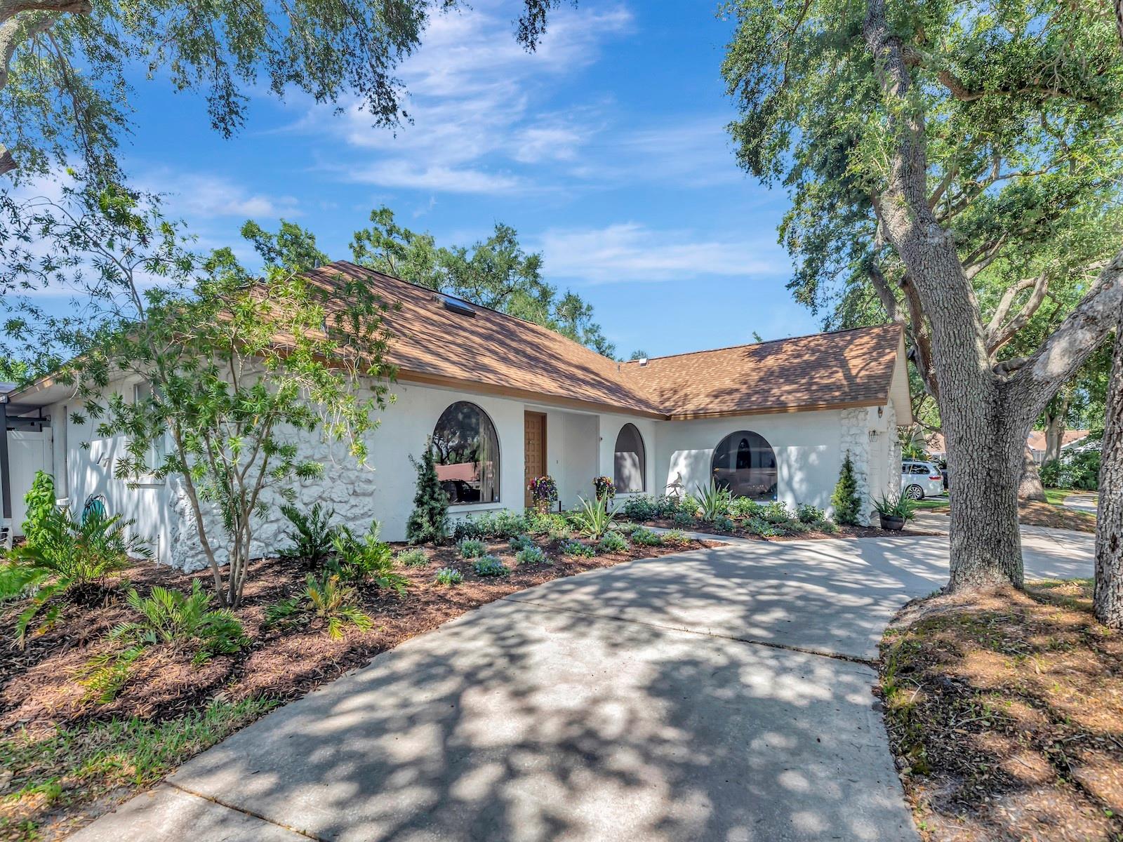 Image 2 of 51 For 2820 Valencia Lane W