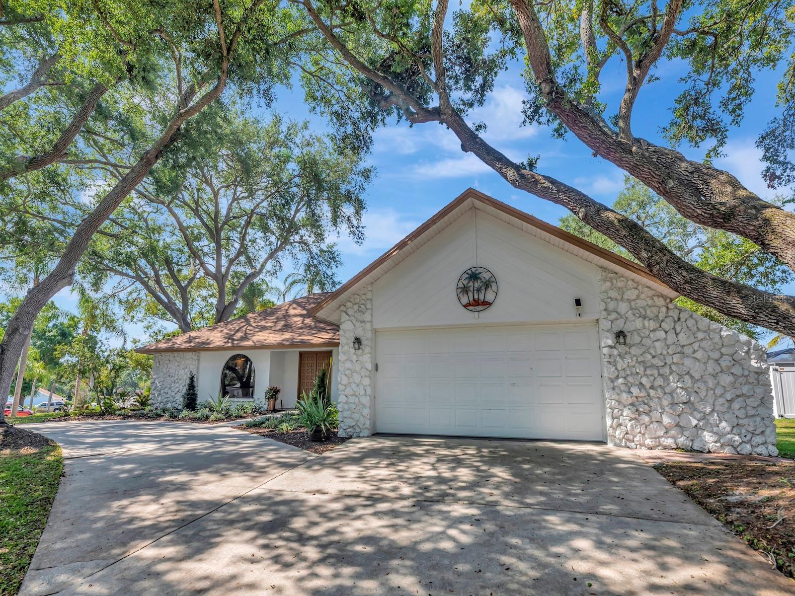 Image 3 of 51 For 2820 Valencia Lane W