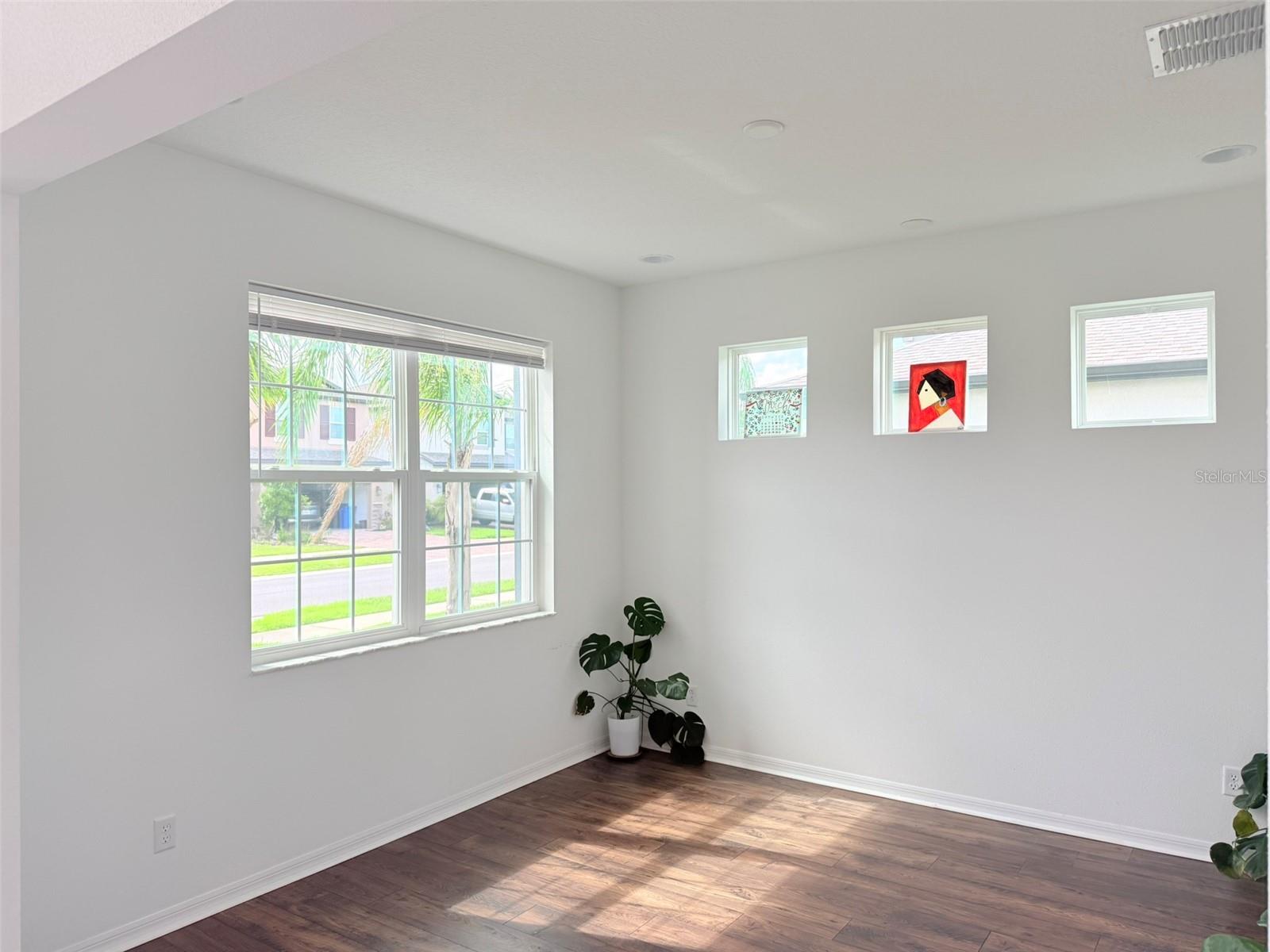 Image 10 of 100 For 11131 Sundrift Drive
