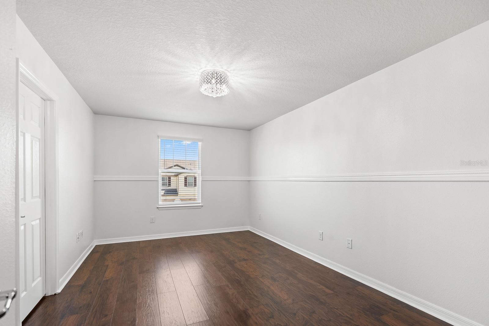 Image 17 of 22 For 9211 Hillcroft Drive