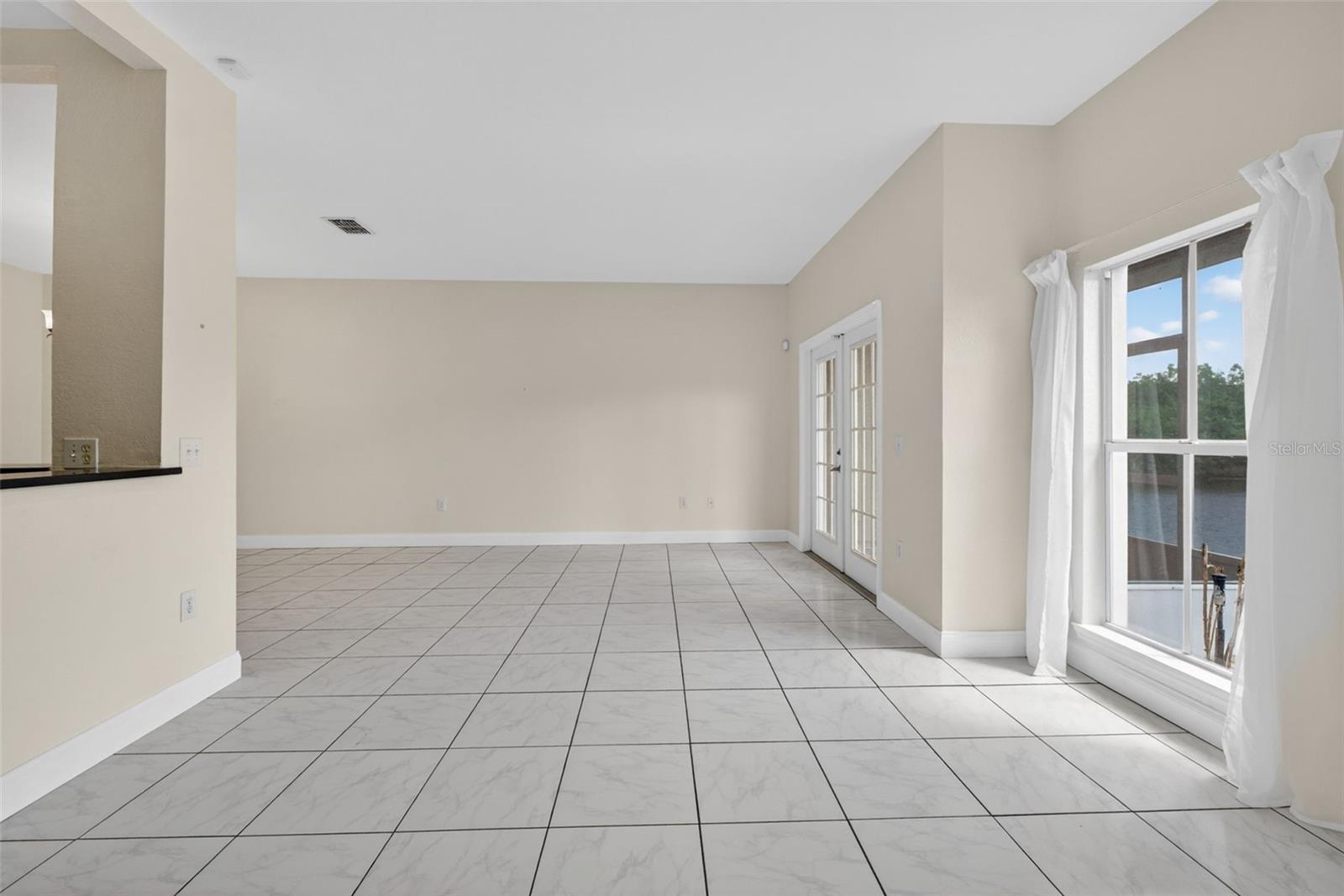Image 14 of 60 For 5809 Leopardstown Drive