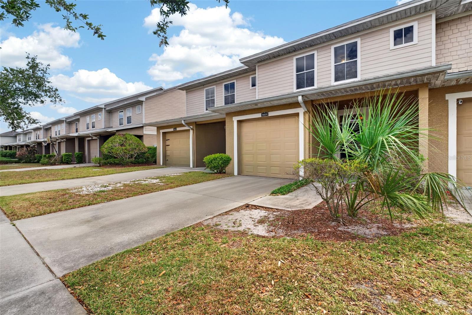 Image 4 of 60 For 5809 Leopardstown Drive