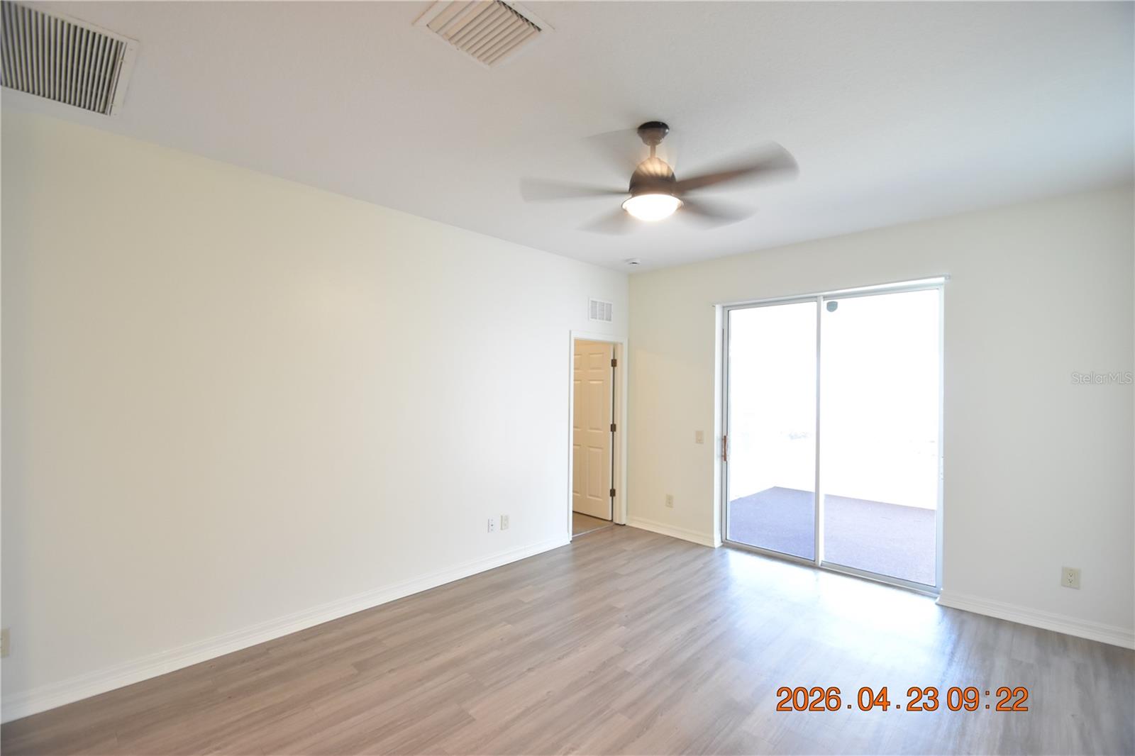 Image 12 of 55 For 30633 Totteridge Place